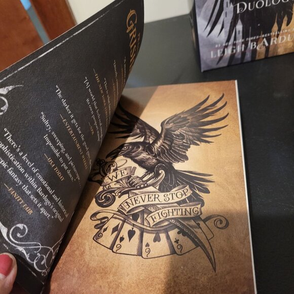 The Six Of Crows Duology By Leigh Bardugo  Grishaverse Hardcover Box Set - Picture 5 of 9